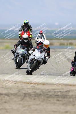 media/May-25-2025-Lets Ride (Sun) [[0ff033e448]]/B Group/1120am (Grapevine)/